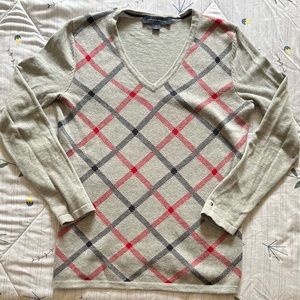 Tommy Hilfiger Preppy V-Neck Pullover Long Sleeve Argyle Sweater
